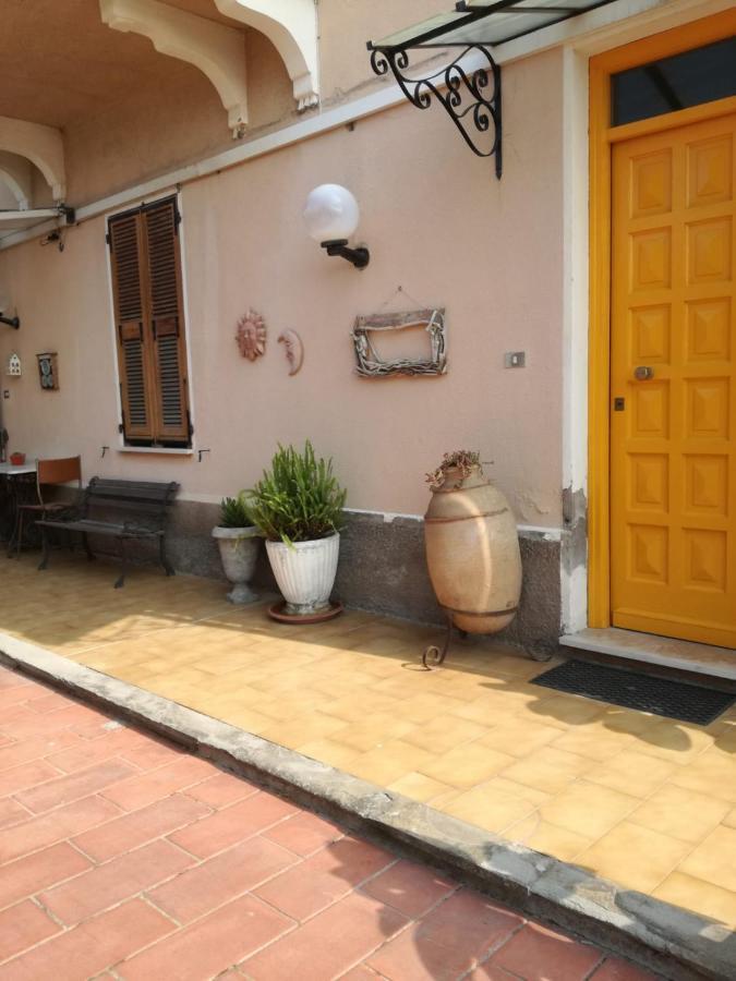 Ca' Federica Villa Vallecrosia Exterior photo