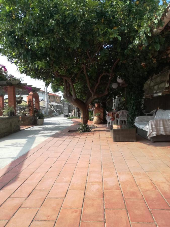 Ca' Federica Villa Vallecrosia Exterior photo
